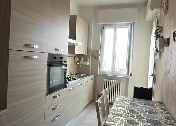 Fiore Di Langa Alba (Piedmont)